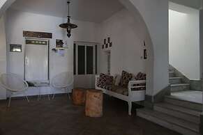 Armadoros Hotel Ios Backpackers