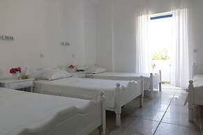 Armadoros Hotel Ios Backpackers