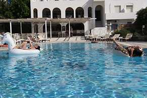 Armadoros Hotel Ios Backpackers