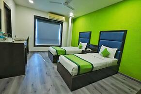 Ginger Ahmedabad, Satellite