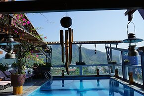 SeaSing Boutique Hotel