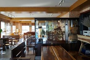 SeaSing Boutique Hotel