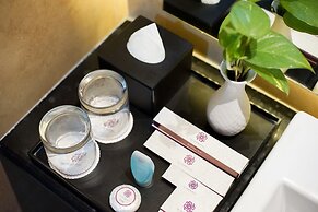 Adhiwangsa Hotel & Convention Hall