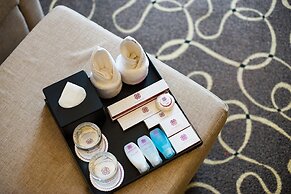 Adhiwangsa Hotel & Convention Hall