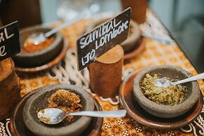 Adhiwangsa Hotel & Convention Hall