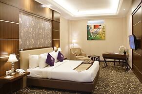 Adhiwangsa Hotel & Convention Hall