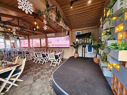 Wise Owl Comfotel