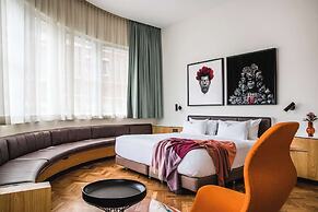 The Old Clare by Ode Hotels