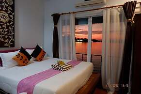 Tara Raft Kanchanaburi