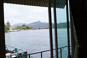 Tara Raft Kanchanaburi