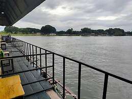 Tara Raft Kanchanaburi