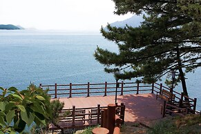 Riviera Hotel Geoje