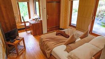 The Tea Cottage Resort & Spa
