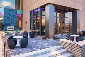 Aloft by Marriott, Boston Seaport District