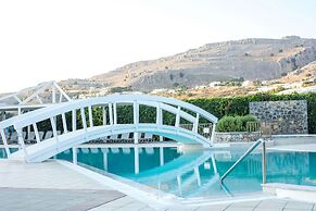Lindos White Hotel & Suites
