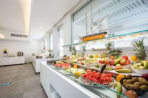 Lindos White Hotel & Suites