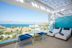 Lindos White Hotel & Suites