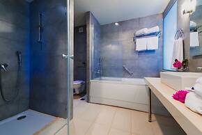 Lindos White Hotel & Suites