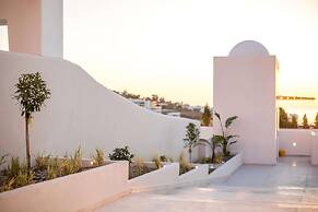 Lindos White Hotel & Suites