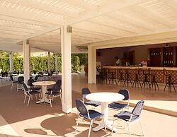 Lindos White Hotel & Suites