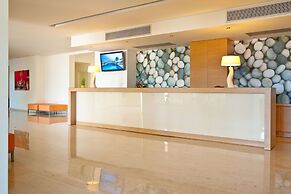 Lindos White Hotel & Suites