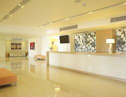 Lindos White Hotel & Suites