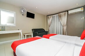 Natural Beach Hotel Pattaya