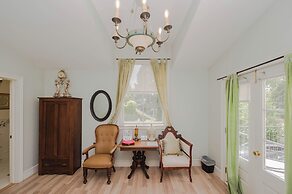 The Old Bank House Bed & Breakfast