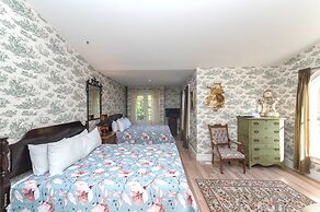The Old Bank House Bed & Breakfast