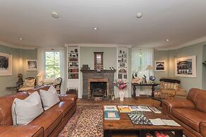 The Old Bank House Bed & Breakfast