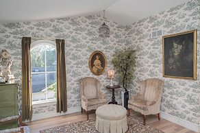 The Old Bank House Bed & Breakfast