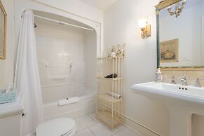 The Old Bank House Bed & Breakfast