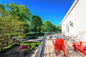 The Old Bank House Bed & Breakfast