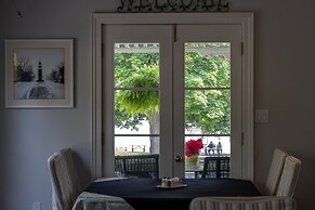 The Old Bank House Bed & Breakfast