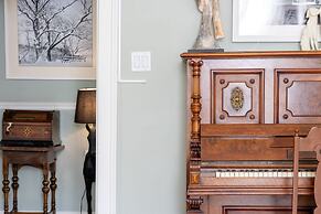 The Old Bank House Bed & Breakfast