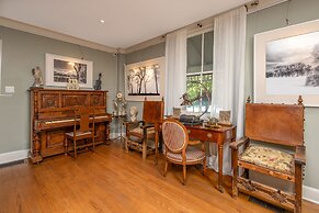 The Old Bank House Bed & Breakfast