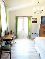 The Old Bank House Bed & Breakfast