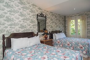 The Old Bank House Bed & Breakfast