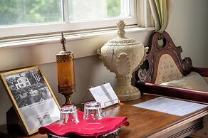 The Old Bank House Bed & Breakfast