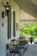 The Old Bank House Bed & Breakfast