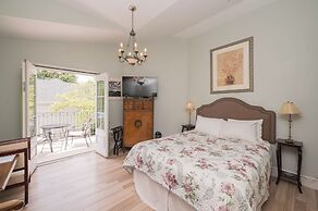 The Old Bank House Bed & Breakfast