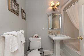 The Old Bank House Bed & Breakfast