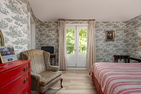 The Old Bank House Bed & Breakfast