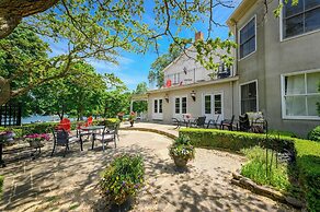 The Old Bank House Bed & Breakfast