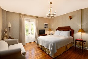 The Old Bank House Bed & Breakfast