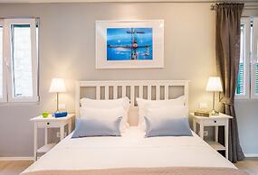 Serenity Split Apartments