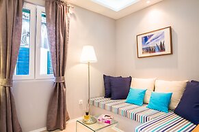 Serenity Split Apartments