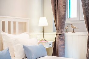 Serenity Split Apartments