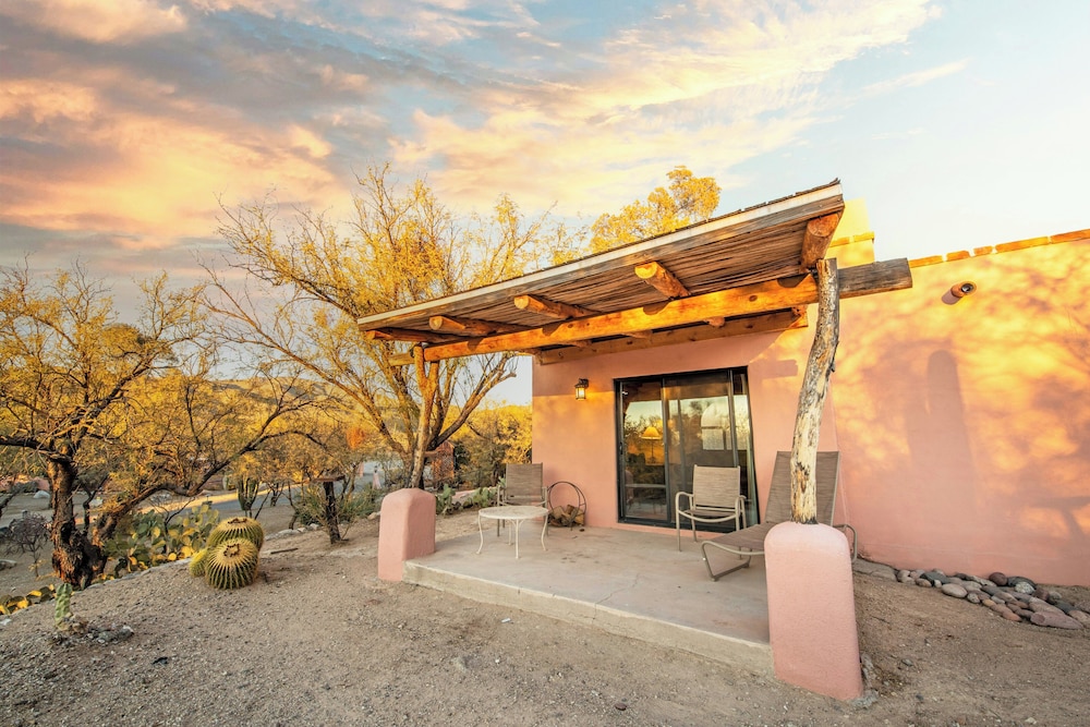 Tanque Verde Ranch
