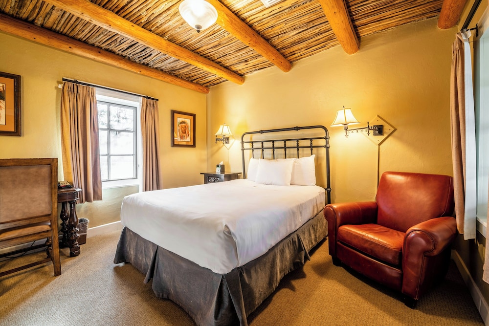 Tanque Verde Ranch